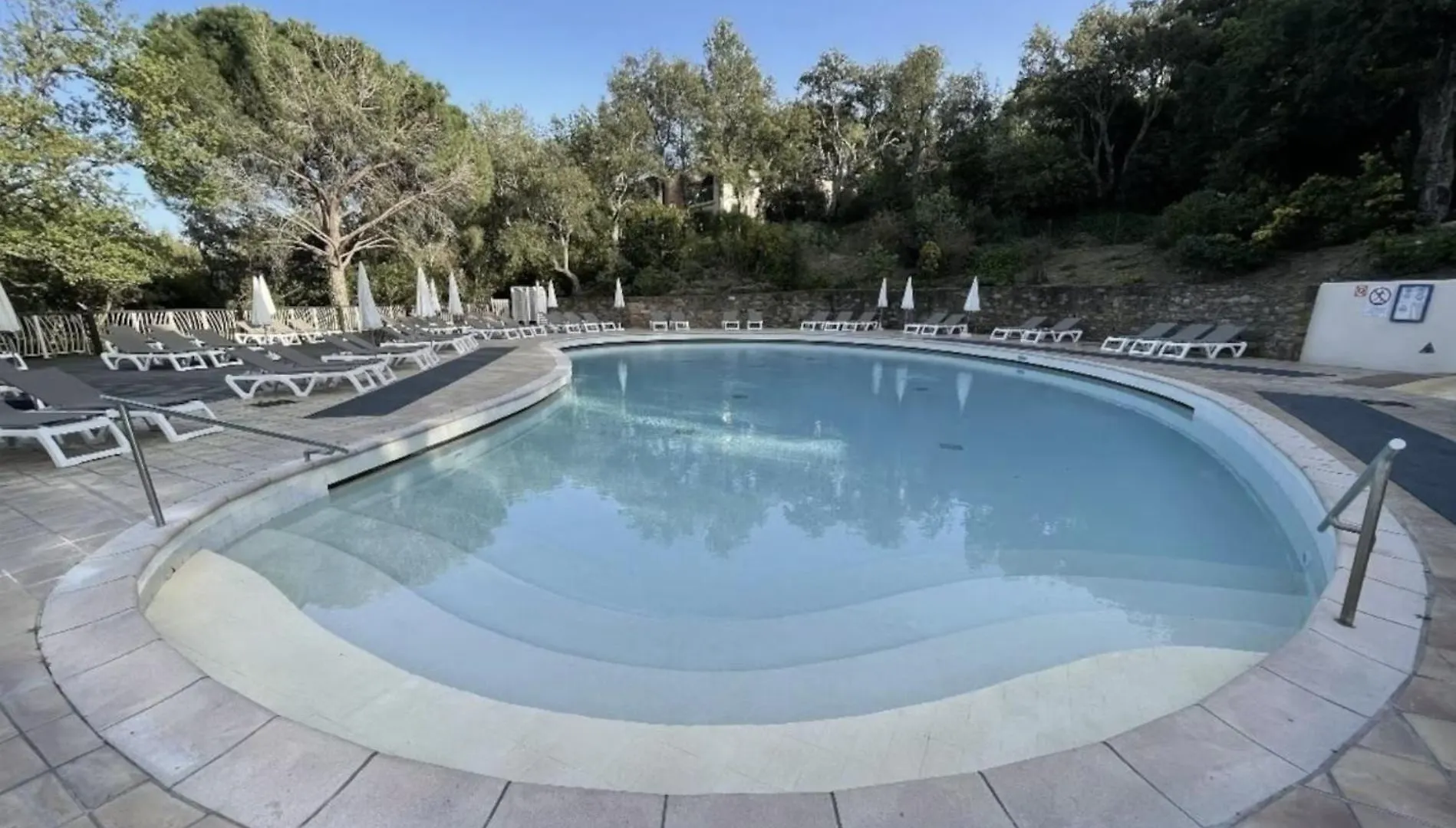 One Palm Villa Grimaud 0*,  France
